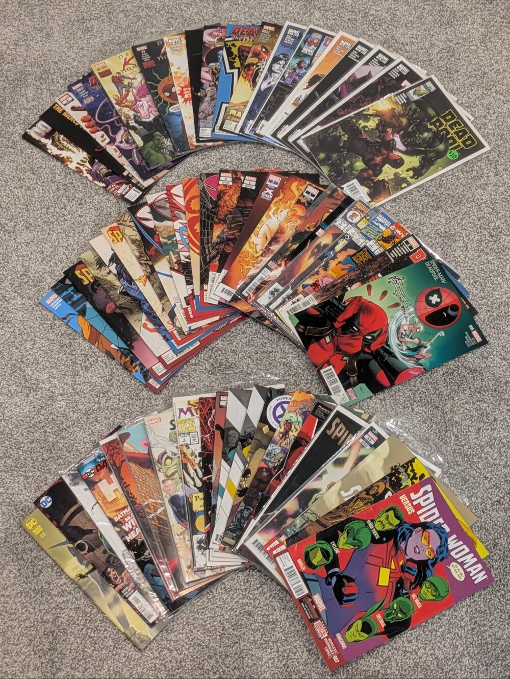 Marvel Comics Lot (70) Deadpool Ghost Rider Sider-Woman Silk Carnage X-Men Books